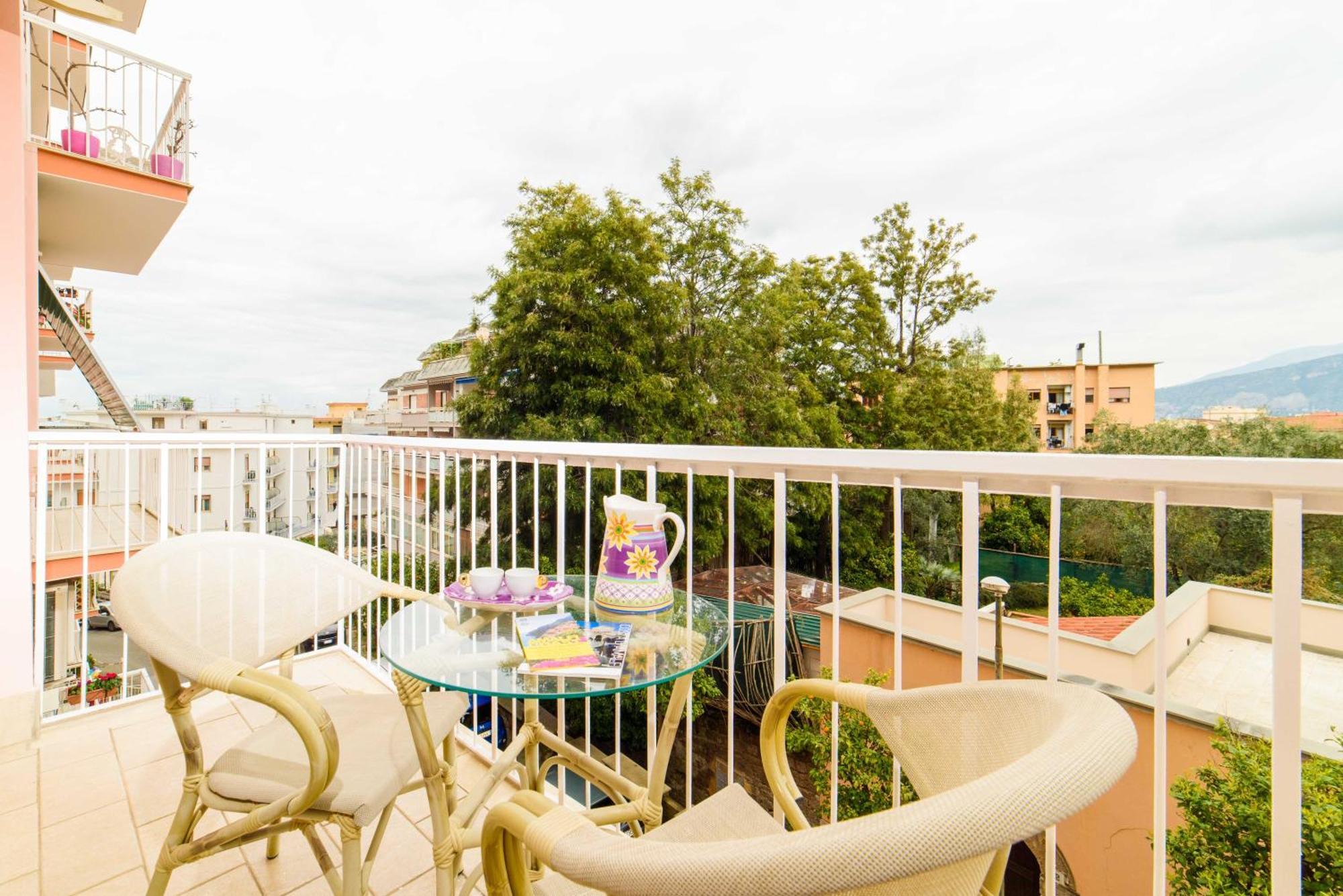 Estate4Home - L'Onda Viola Sorrento Eksteriør billede